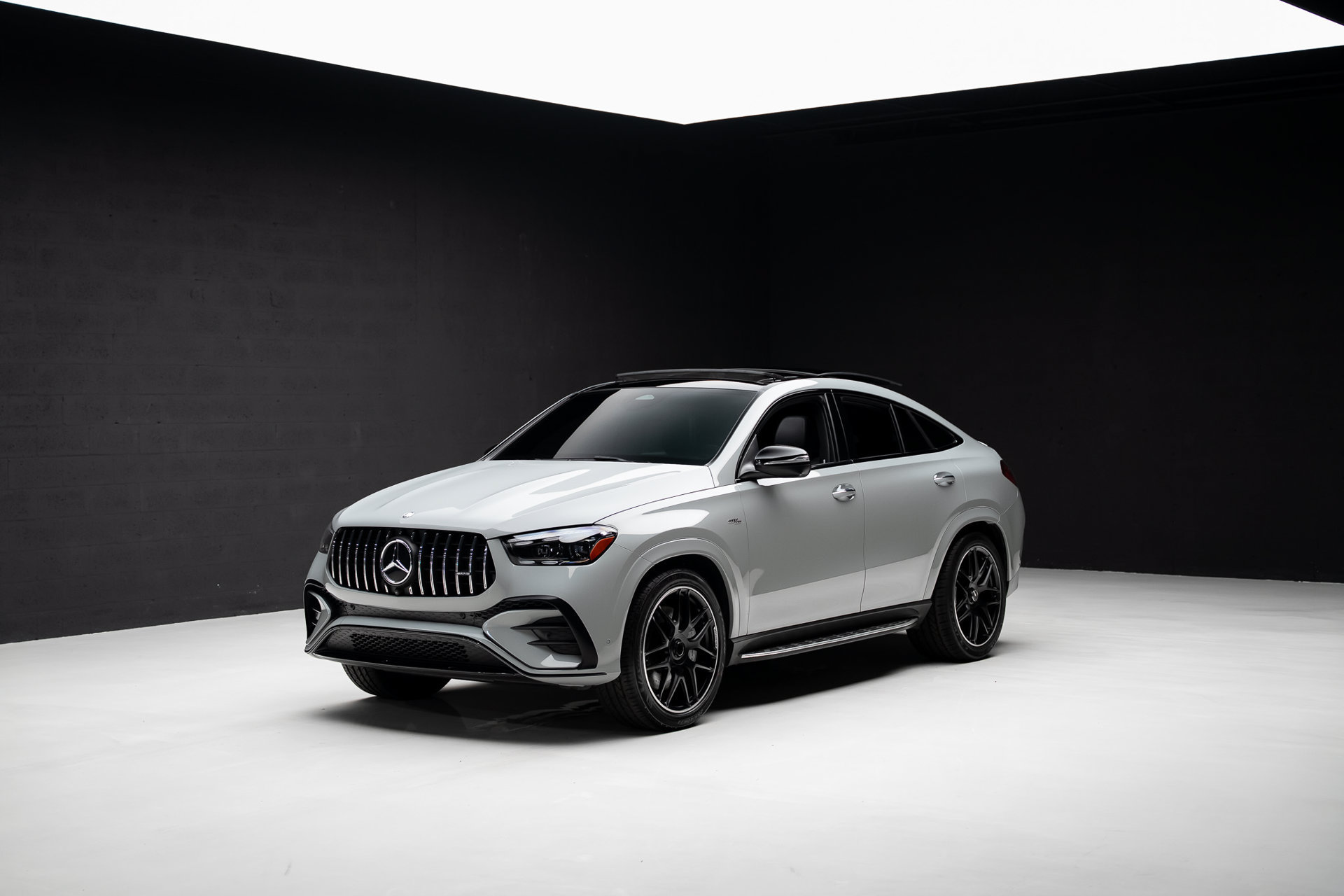 Used 2024 Mercedes-Benz GLE 53 AMG 4MATIC Coupe image 4