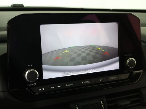 Used 2024 Nissan Pathfinder S image 44