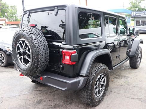 Used 2026 Jeep Wrangler Unlimited Rubicon AWD/4WD image 5