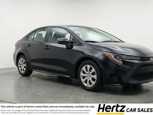 Used 2025 Toyota Corolla LE FWD image 1