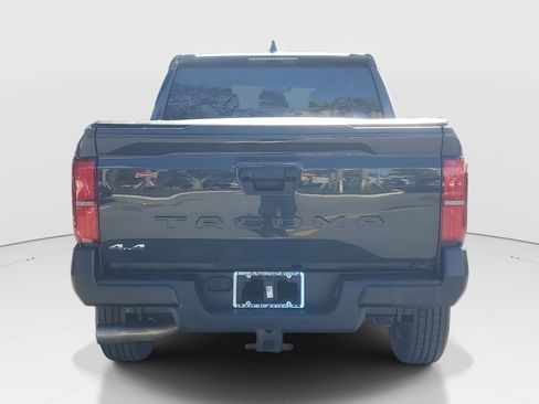 Used 2025 Toyota Tacoma SR image 6