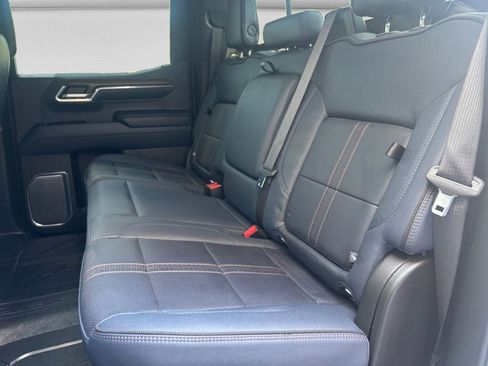 Used 2024 Chevrolet Silverado 1500 High Country w/ High Country Premium Package AWD/4WD image 14