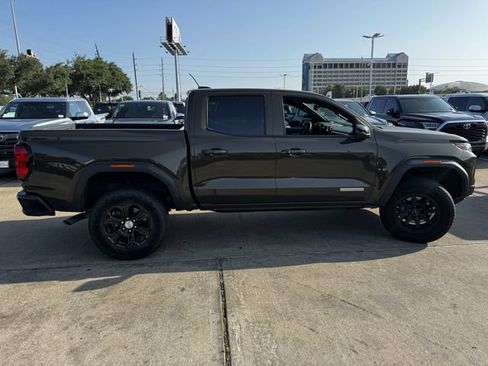 Used 2024 GMC Canyon Elevation w/ Convenience Package RWD image 4