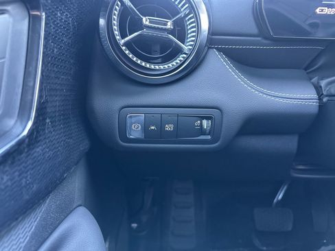New 2026 Chevrolet Blazer EV LT AWD/4WD image 17
