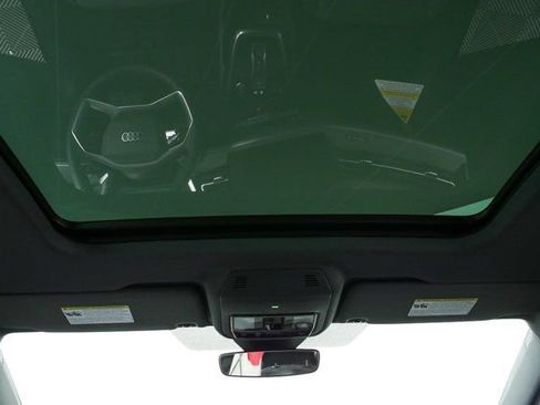 New 2026 Audi Q4 e-tron Premium image 19