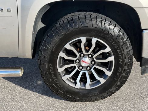 Used 2008 GMC Sierra 1500 SLT w/ All-Terrain Package RWD image 21