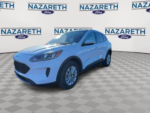 Used 2020 Ford Escape SE image 4