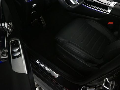 Certified 2025 Mercedes-Benz GLC 300 4MATIC image 7