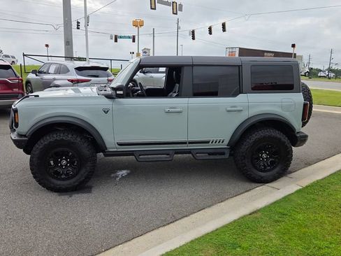Used 2021 Ford Bronco First Edition AWD/4WD image 4