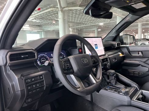 New 2026 Toyota Tacoma TRD Off-Road AWD/4WD image 16