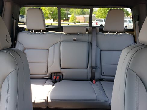 New 2026 Chevrolet Silverado 1500 LT AWD/4WD image 29