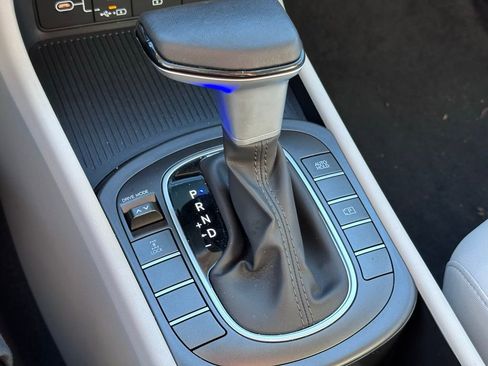 Used 2025 Hyundai Kona SEL image 23