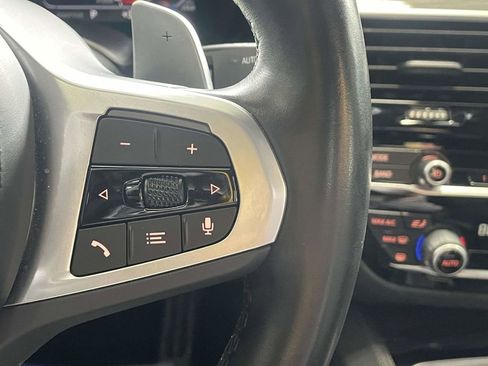 Used 2022 BMW M550i xDrive image 29