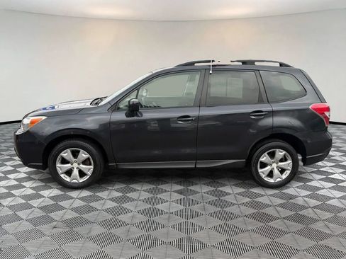Used 2014 Subaru Forester 2.5i Premium w/ All-Weather Package AWD/4WD image 4