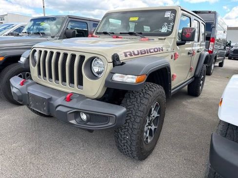 Used 2022 Jeep Wrangler Unlimited Rubicon w/ Cold Weather Group AWD/4WD image 8