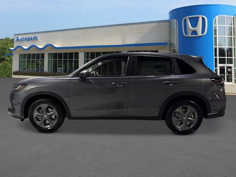 New 2026 Honda HR-V LX image 2