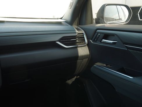 New 2026 GMC Acadia AT4 w/ Super Cruise Package AWD/4WD image 8