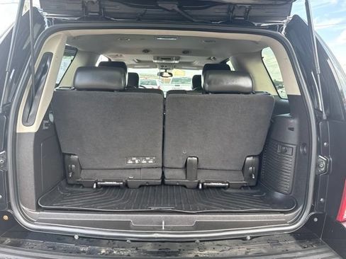 Used 2011 Cadillac Escalade Premium AWD/4WD image 13