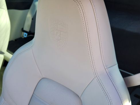 Used 2022 Porsche 911 Carrera 4 GTS image 19