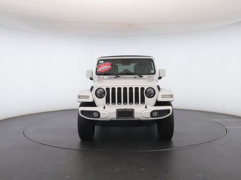Used 2022 Jeep Wrangler Unlimited Sahara image 24