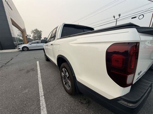 Used 2019 Honda Ridgeline RTL-E image 10