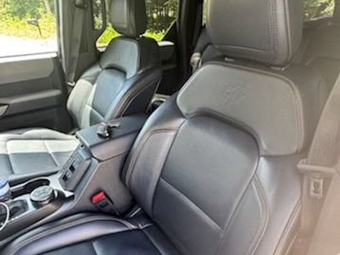 Used 2023 Ford Bronco Badlands AWD/4WD image 14