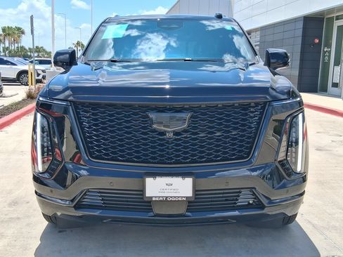 Used 2026 Cadillac Escalade Platinum Sport w/ LPO, Floor Liner Package RWD image 2