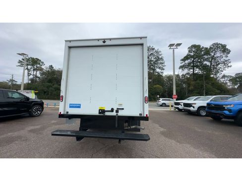 New 2024 Chevrolet Express 3500 Work Van w/ Power Convenience Package image 7