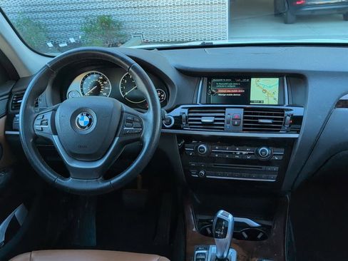 Used 2017 BMW X3 xDrive28i image 9