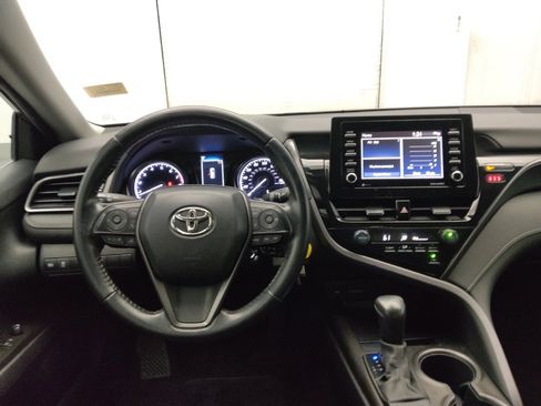 Used 2021 Toyota Camry SE image 22