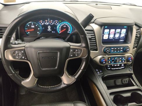 Used 2018 GMC Yukon Denali w/ Denali Ultimate Package RWD image 22
