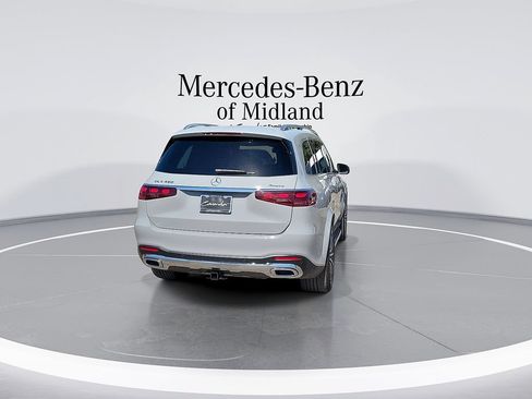 Certified 2024 Mercedes-Benz GLS 450 4MATIC image 8