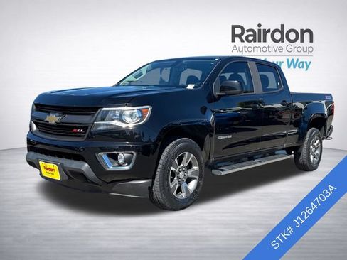 Used 2018 Chevrolet Colorado Z71 AWD/4WD image 3
