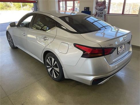 Used 2019 Nissan Altima 2.5 SV image 5