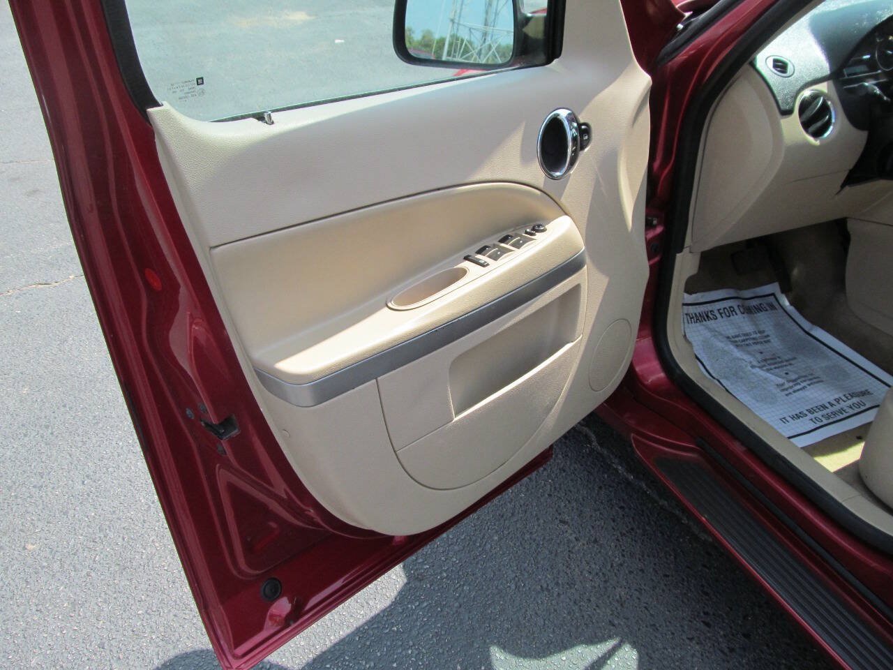 Used 2010 Chevrolet HHR LT w/ LT Preferred Equipment Group FWD image 8