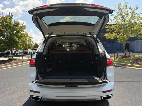 Used 2019 BMW X7 xDrive50i w/ Premium Package AWD/4WD image 50