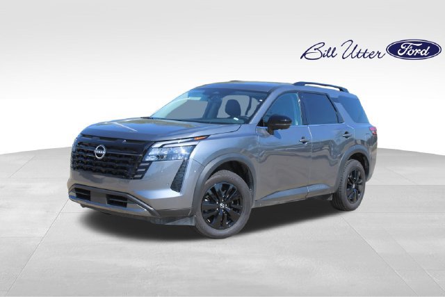 Used 2026 Nissan Pathfinder SL FWD image 1