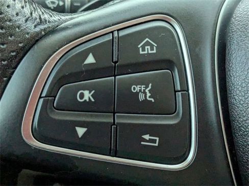 Used 2018 Mercedes-Benz GLC 300 4MATIC Coupe image 21