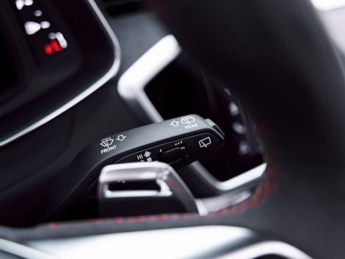 Used 2025 Audi RS 6 performance AWD/4WD image 91