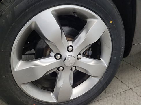 Used 2017 Jeep Grand Cherokee Summit image 31