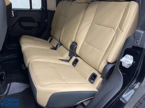 Used 2021 Jeep Gladiator Sport w/ Trailer Tow Package image 20