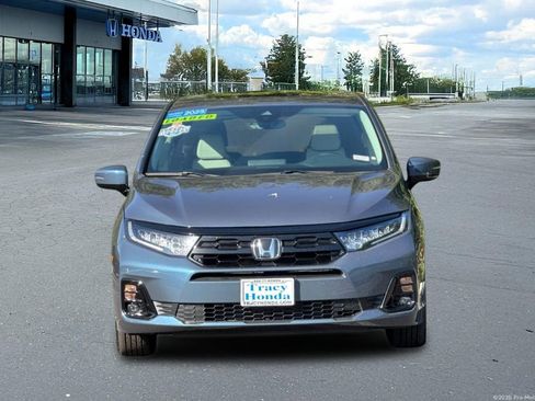 Certified 2025 Honda Odyssey Elite image 16
