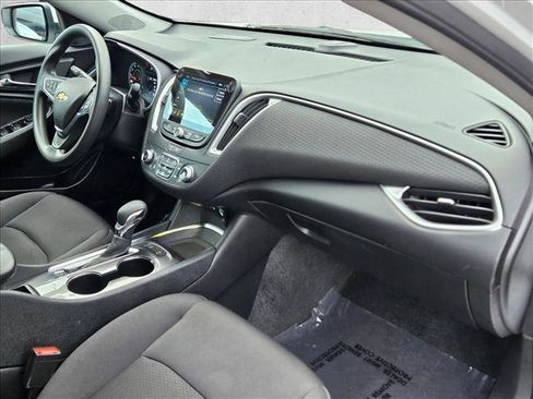 Used 2025 Chevrolet Malibu LT image 20