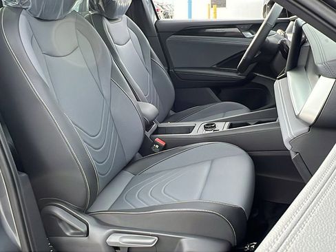 New 2026 Volkswagen Tiguan SE R-Line AWD/4WD image 10
