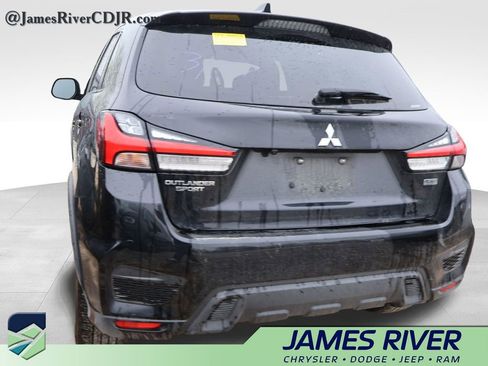 Used 2025 Mitsubishi Outlander Sport AWD image 17