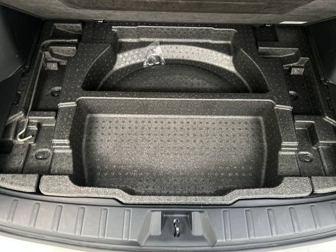 Used 2023 Subaru Forester Limited AWD/4WD image 30
