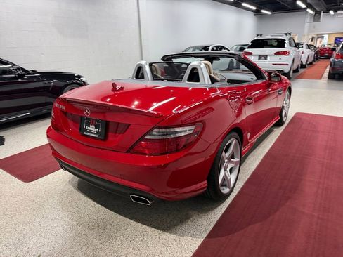 Used 2013 Mercedes-Benz SLK 350 image 13