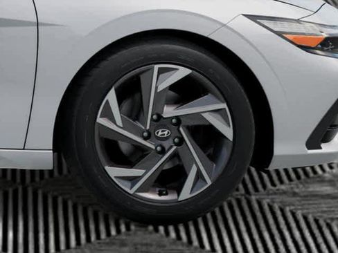 New 2026 Hyundai Elantra SEL Sport Premium image 8