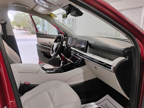 Used 2025 Hyundai Tucson SEL image 35