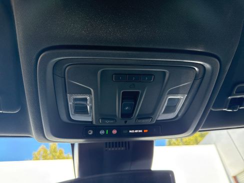 Used 2024 Chevrolet Silverado 1500 ZR2 image 21